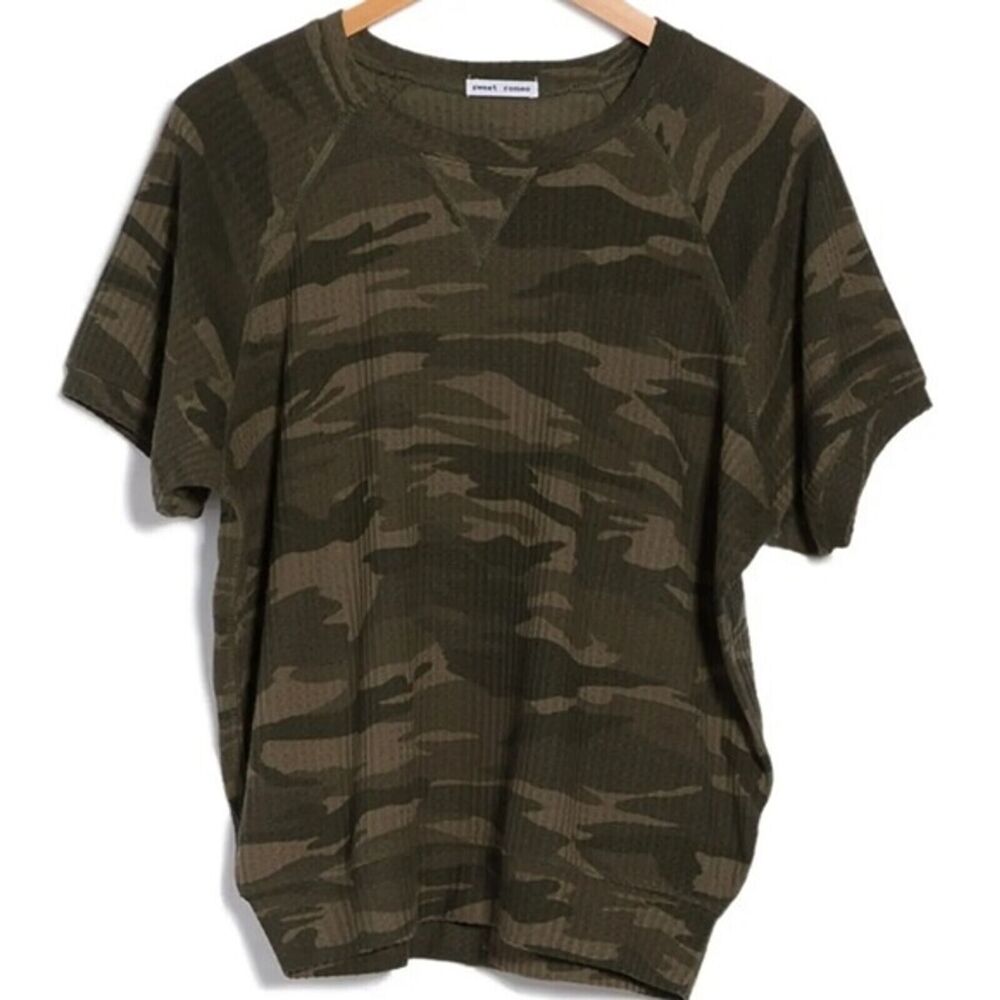 Sweet Romeo Thermal Top Size LARGE Short Sleeve Waffle Knit Camo Green NEW